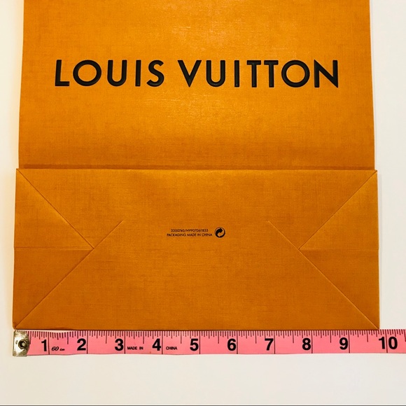 Louis Vuitton authentic shopping bag - Picture 5 of 8
